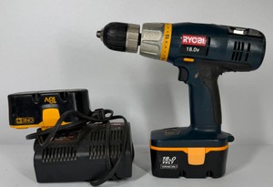 Ryobi 18V Cordless DrillDriver with Charger & Battery Packs