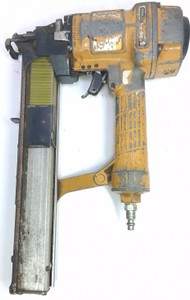 Stanley Bostitch T40S2 16-Gauge Pneumatic Stapler