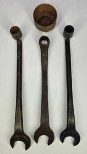 Vintage Ford Script Automotive Tool Wrenches & Socket Tool Group