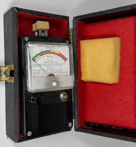 Painters Moisture Register Model 9 Wood Moisture Meter with Carrying Case
