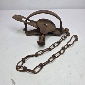 Large Vintage No. 7 Steel Foothold Animal Trap with Chain