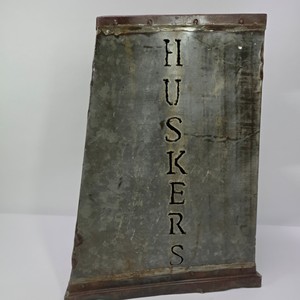 Rustic Metal Huskers Lamp Shade