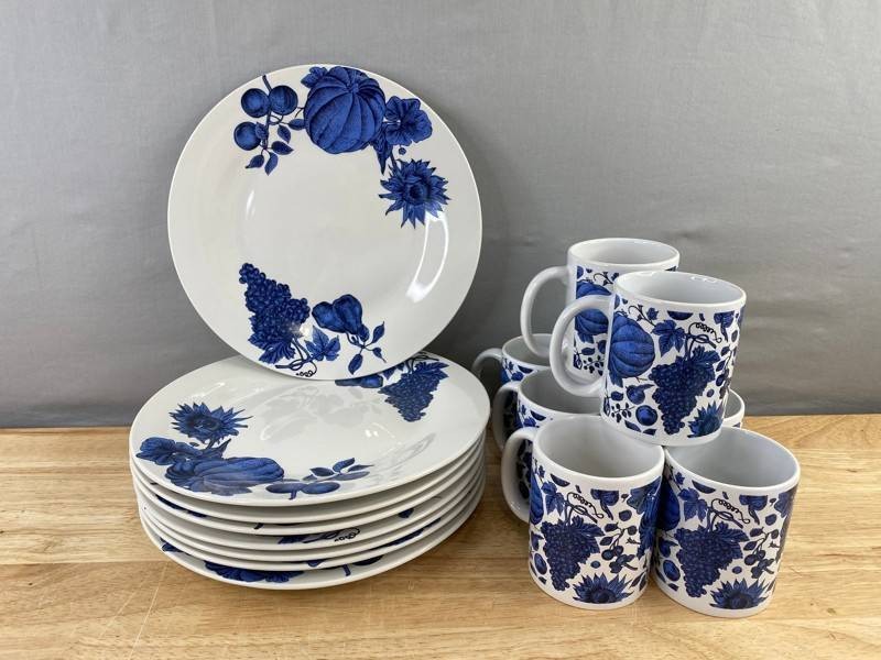 Blue & White Floral Dinnerware Set - 8 Plates & 8 Coffee Cups - Brand New