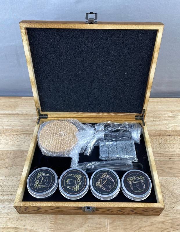 The Whiskey Man Whiskey Smoking Kit - Brand New