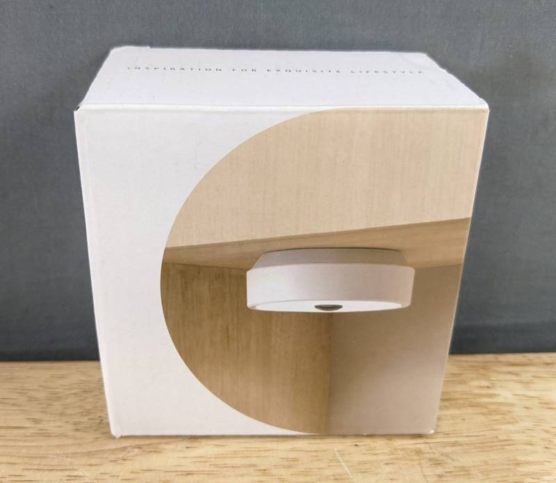Ezvalo Pack Light Under Cabinet Light with Remote - Brand New Q