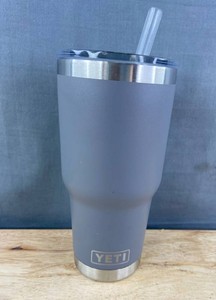 YETI Tumbler With Lid and Straw, 30 oz, Grey