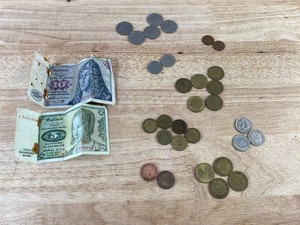 Vintage German Deutsche Mark &amp Pfennig Currency and Coins, 32 Total Pieces&nbspK
