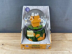 Peanuts Snoopy Halloween Music Snomotion Waterglobe - Brand New