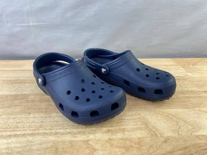 Crocs Classic Clogs, Navy, Mens Size 5, Womens Size 7