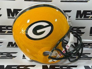Green bay Packers (unsigned) Full-Sized Riddell Replica Football Helmet