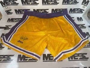 Kareem Abdul-Jabbar Autograph w Authenticity Los Angeles Lakers Basketball Shorts