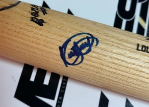 Kirby Puckett Autographed Model Louisville Slugger C243 Powerized Baseball Bat - Minnesota Twins