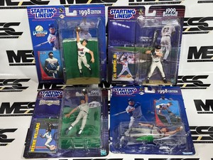 (4) Starting Lineup Baseball Figured - Cal Ripken Jr., Chipper Jones, Bernie Williams, Jim Edmonds