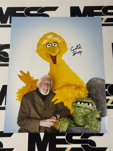 Caroll Spinney Autographed 8x10 Photo Legendary Sesame Street Puppeteer
