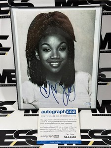 Brandy Autograph Photo w Authenticity