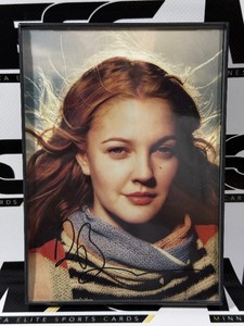 Drew Barrymore Autograph Photo