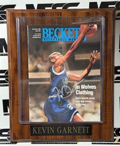 Kevin Garnett Autograph Beckett Magazine Cover in Custom Plaque - Minnesota Timberwolves Basketball