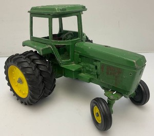 Vintage ERTL 116 Scale Die Cast John Deere Tractor Missing Rubber Stack