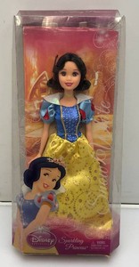 Collectible Disney Princess SNOWWHITE New Old Stock Box Beat Up