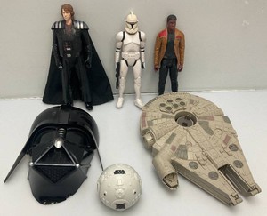 Misc. STAR WARS Collectible Toys