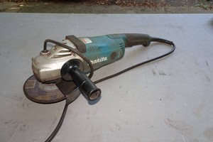 Makita 7 Corded Angle Grinder