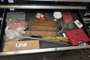Contents of Drawer - Specialty Tools, Hole Saws