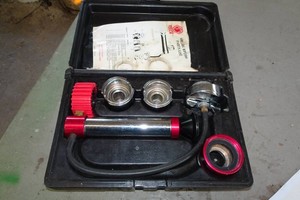 Matco Tools Radiator Pressure Tester Kit