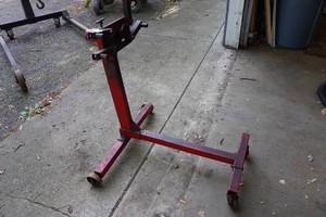 Wel-Bilt Heavy Duty Engine Stand
