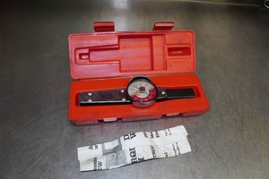 MAC Tools 38 Drive Dial Torque Wrench