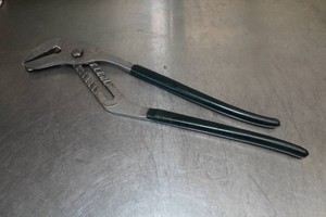 Diamond 20 Groove Joint Pliers