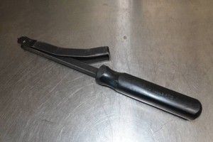 Matco Tools Flywheel TurnerClutch Repair Tool