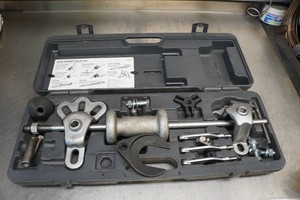 Performance Tool Slide Hammer Puller Set