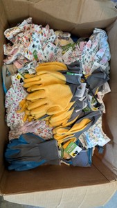 Resellers Paradise Garden and Work Gloves Box Lot - Brand New