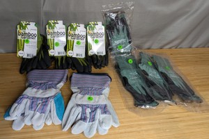Assorted Garden and Work Gloves 20-Pair Lot - Brand New G
