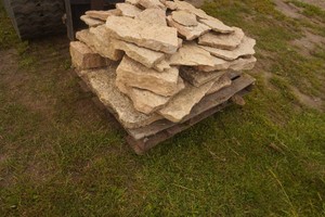 Pallet of Mixed Limestone Flagstone Walls Stone Mix