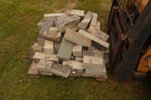 Pallet of Limestone Wall Stone Mix