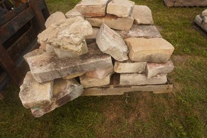 Pallet of Chilton Wall Stone & Limestone