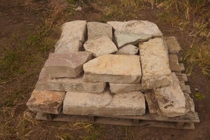 Pallet of Chilton Wall Stone & Limestone