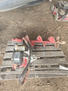 Gas Powered Earth Auger With Bit