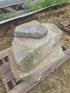 Pallet of Bluestone Outcropping & Steps