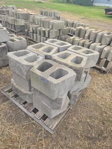 Pallet of 18 Large Wall Blocks