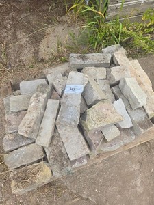 Pallet of Assorted Chilton Edgers, Wallstone & Limestone
