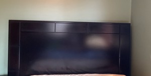 FullQueen Headboard & Metal Frame