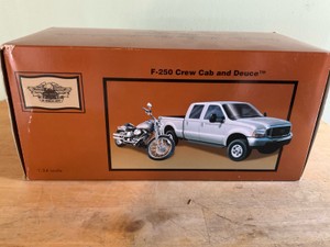 Harley Davidson 124 Scale F250 and Motorcycle