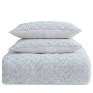 Jennifer Adams 3-piece Yarn Dyed Comforter Set