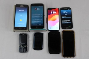 8-Phone Mixed Lot - Samsung, LG, iPhone, Motorola & myTouch