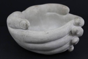Hand Sculpture Bowl LCM016