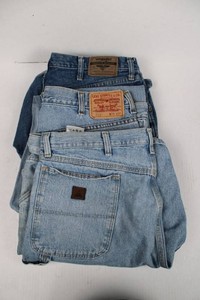 Levis 512 & Wrangler Denim Jeans and Shorts Mixed Lot