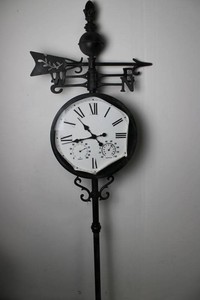Decorative Metal Weather Vane Clock With Hygrometer