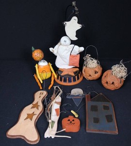 Halloween Decor Mixed Lot - 10-Piece Ornament Collection